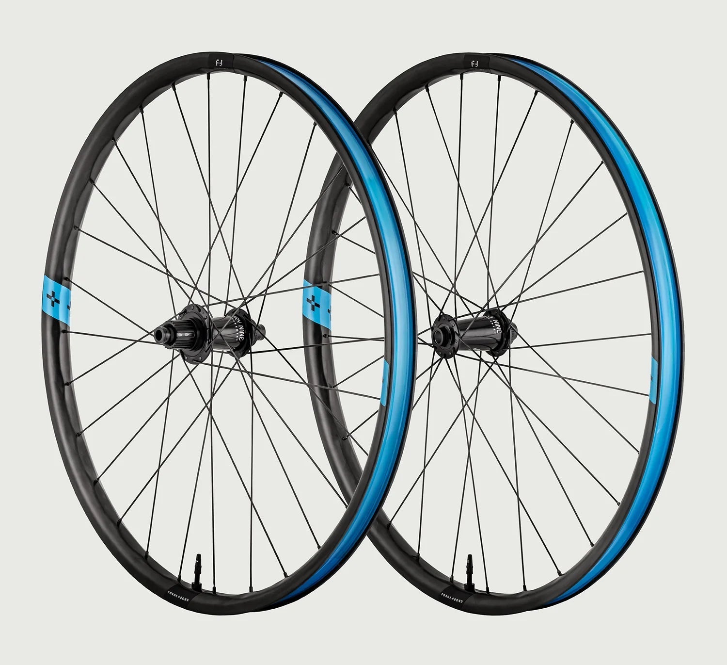 F+B 30 EM | AGGRESSIVE ALL - MOUNTAIN ENDURO WHEELSET - LoamLabs